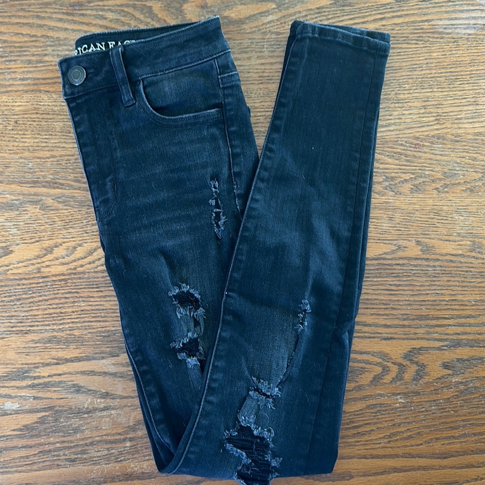 High waisted black skinny jeans with rips